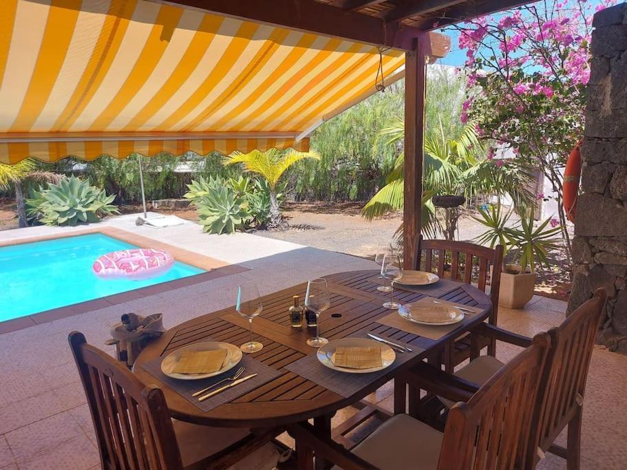 Villa Chloe Playa Blanca  Extérieur photo